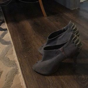 Grey heels